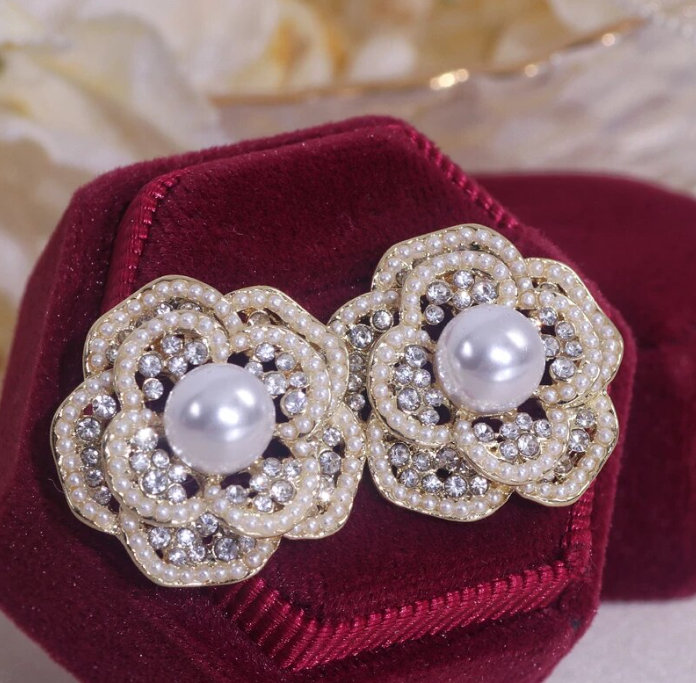 Elegante Romantische Blumen Braut Ohrringe mit Perlen