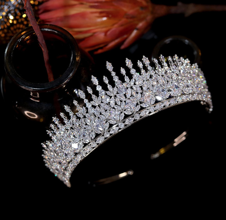 Luxus Kristall Zirkonia Braut Diadem Tiara Cora