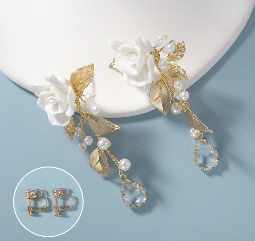 Porzellan Blume Braut Ohrringe Cate Handgemacht Gold Weiß