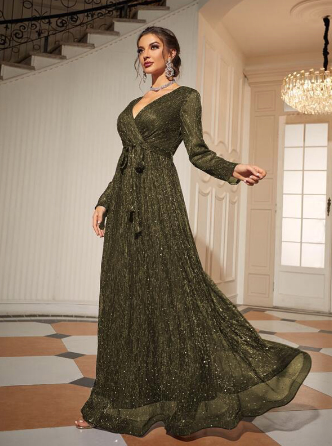 Elegantes Langarm Wickel Kleid für Hochzeitsgäste in Grün