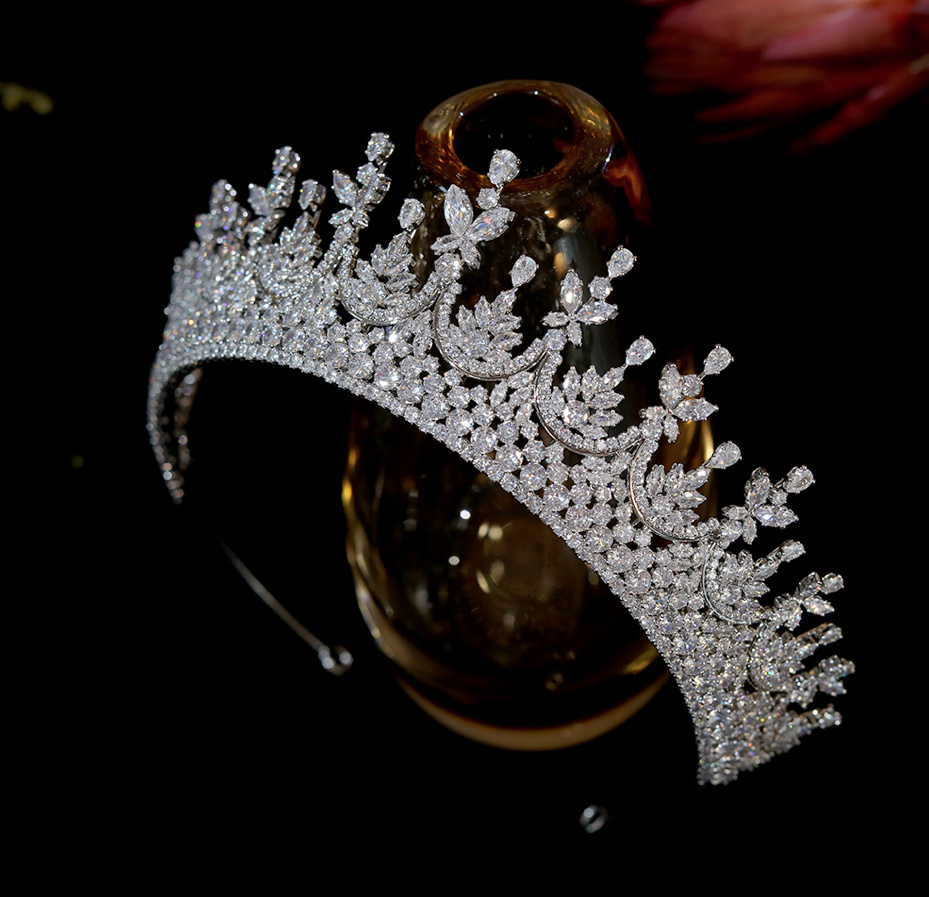  Kristall Braut Tiara Diadem Hyacinthe in Silber Klassisch Elegant