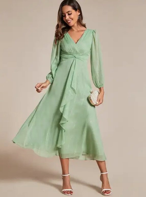 Langarm Chiffon Kleid für Hochzeitsgäste Mina Wadenlang in Mintgrün