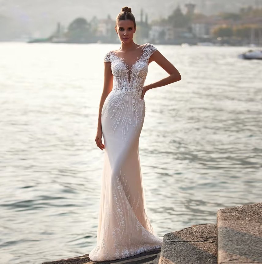 Fit and Flare Brautkleid Nathaira mit Blumenspitze