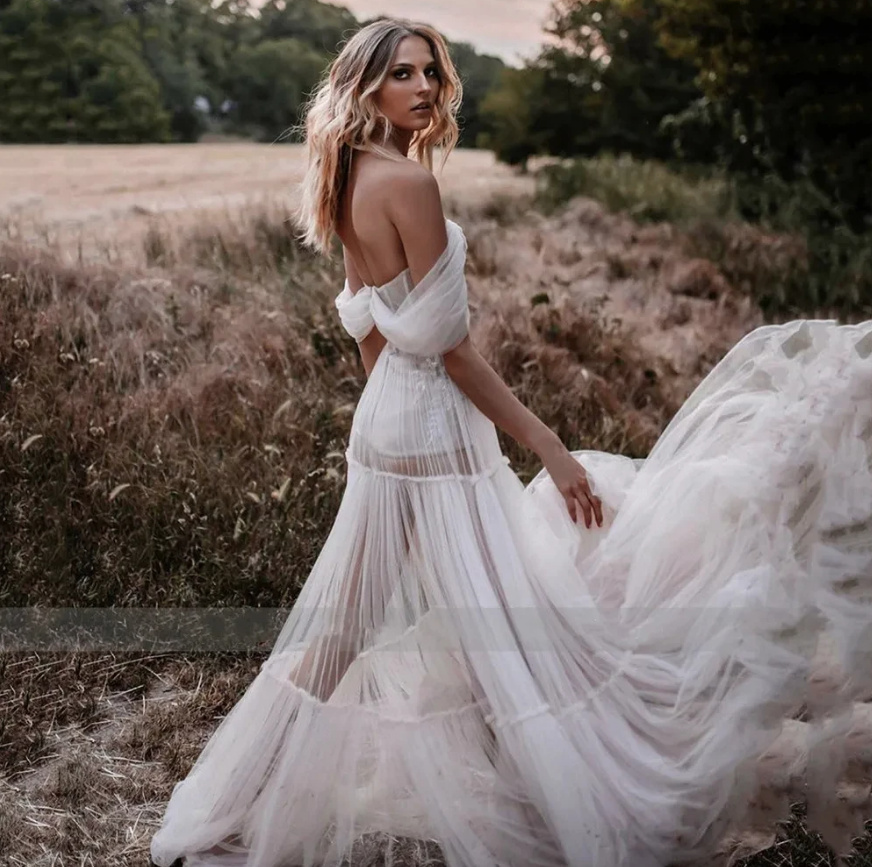 Sexy Boho Brautkleid Noèma Schulterfrei mit Tüll