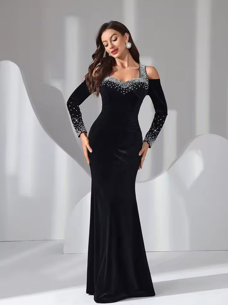 Langarm Fit and Flare Kleid Elegant für Hochzeitsgäste in Schwarz mit Cut Out Schulter