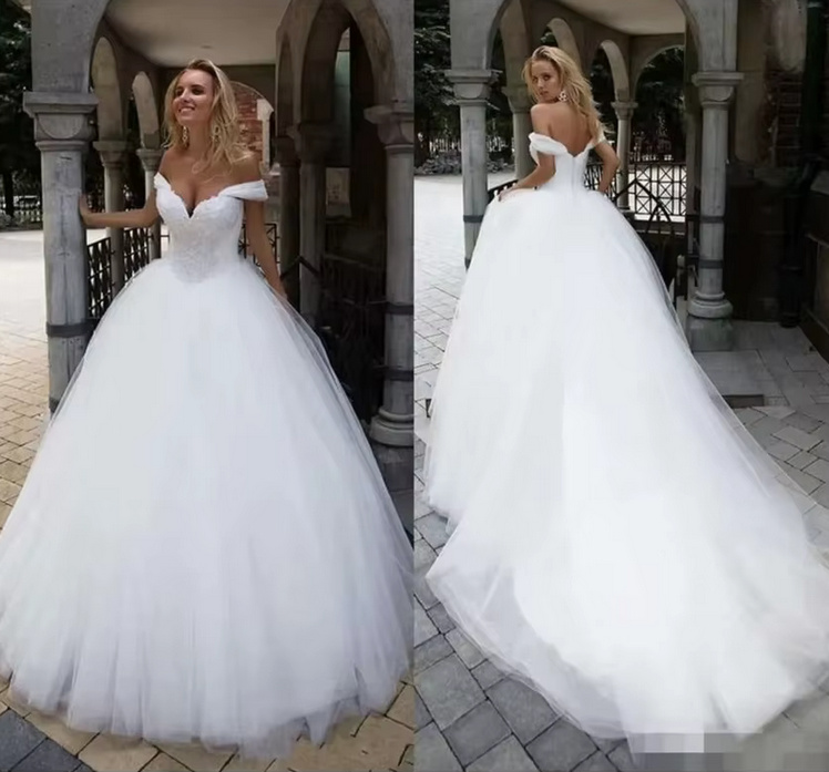Schulterfreies A Linie Brautkleid Ilisabat mit Tüll und Spitze