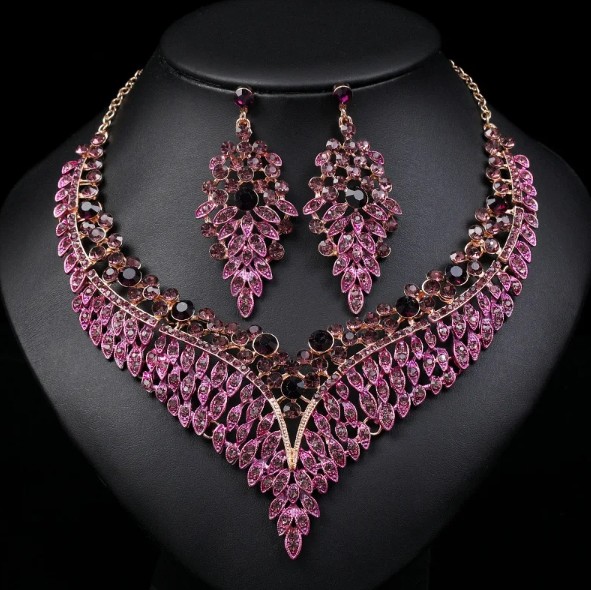 Exquisite Lila-Kristall-Wassertropfen Brautschmuck Set Halskette mit Ohrringe