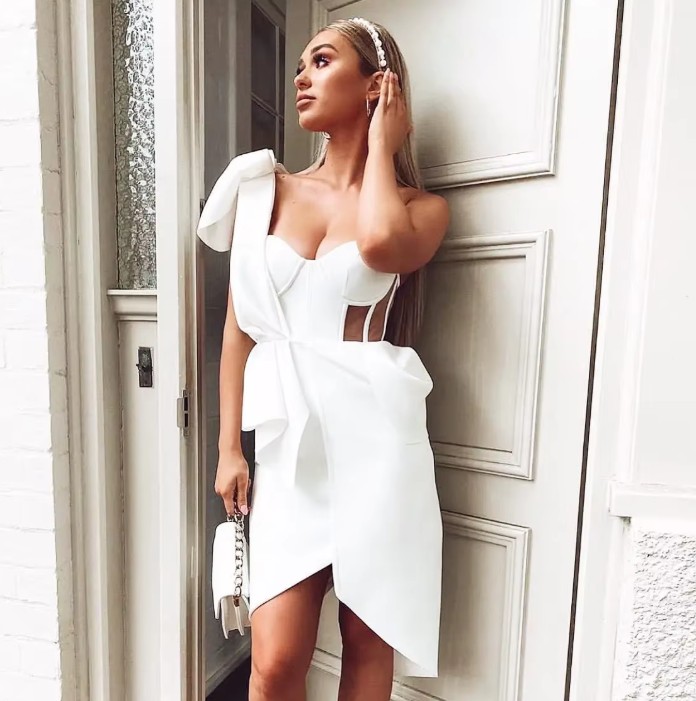 One Shoulder Mesh Rüschen Bodycon Standesamtkleid Iwalani Weiß Kurz
