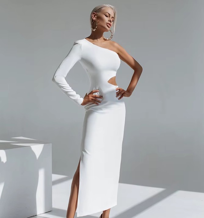 One Shoulder Standesamt Brautkleid Josi mit Sexy Cut Out