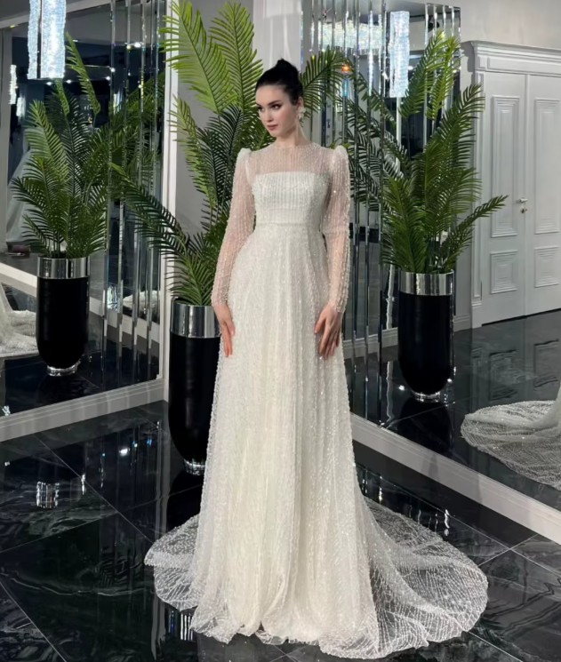  A Linie Brautkleid Jara mit Ärmel und Illusion Ausschnitt