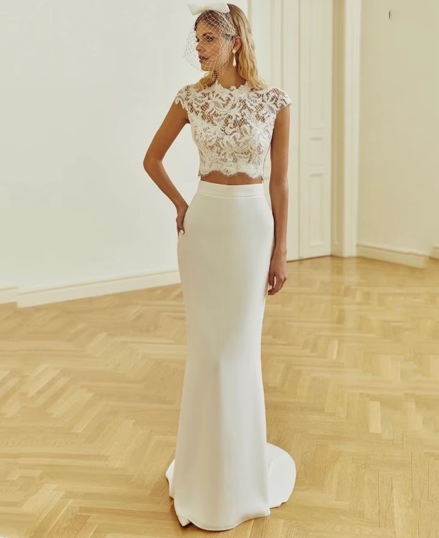 Zweiteiliges I Linie Brautkleid Imani mit Pinselschleppe