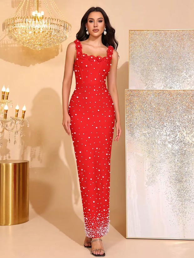 Ärmelloses Etui Standesamt Brautkleid Iolana in Rot mit Blumen und Perlen Applikationen