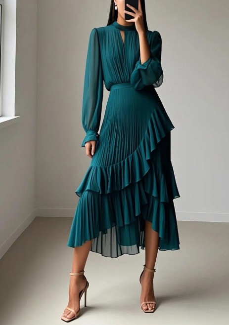 Asymmetrisches Maxi Kleid mit Rüschen Elegant für Hochzeitsgäste in Grün