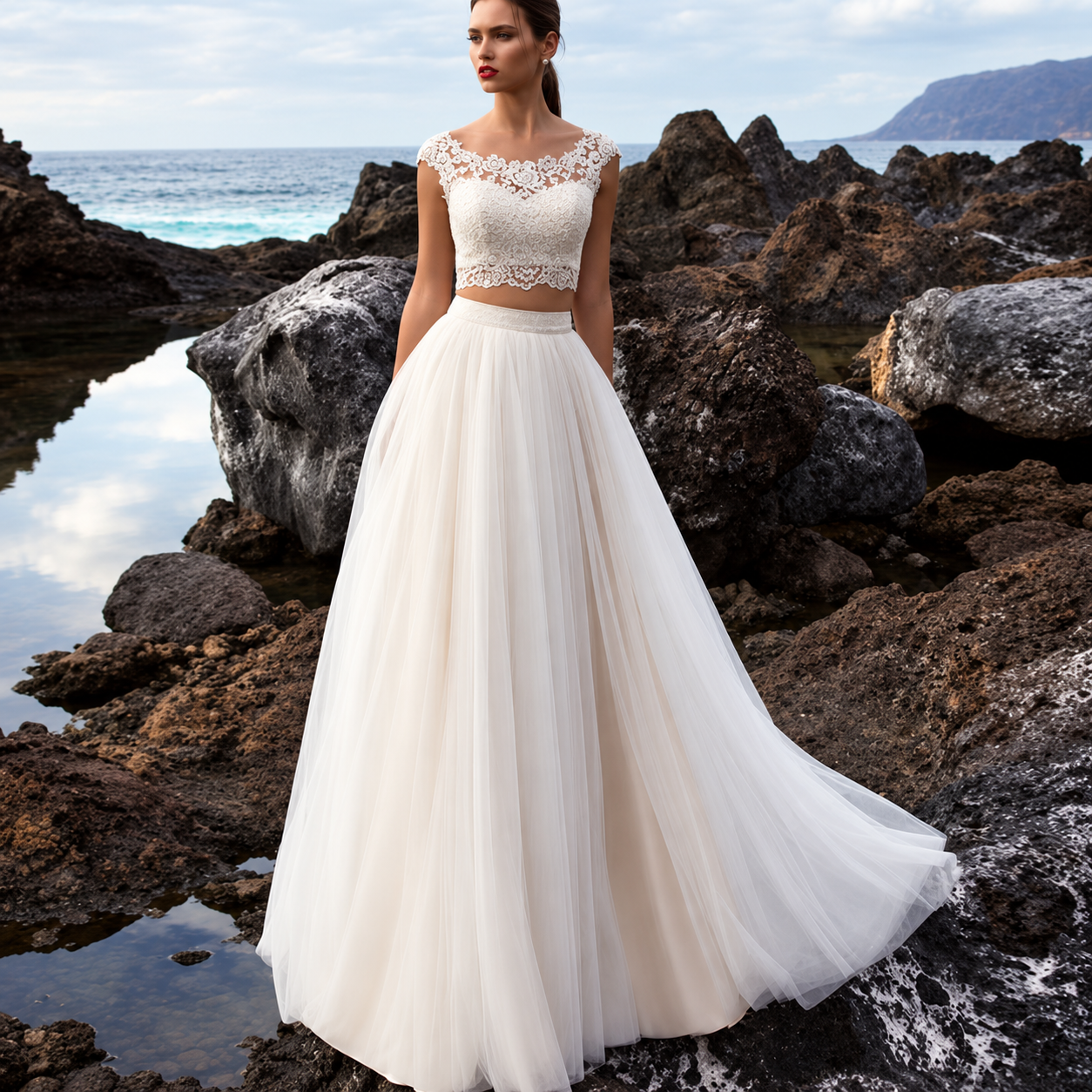 Zweiteiliges Hochzeitskleid mit Flügelärmel, Tüll & A-Linie