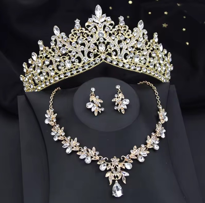Goldenes Brautschmuck-Set mit Diadem, Halskette und Ohrringen