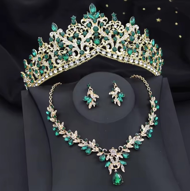 Grünes Brautschmuck-Set mit Tiara, Halskette und Ohrringen
