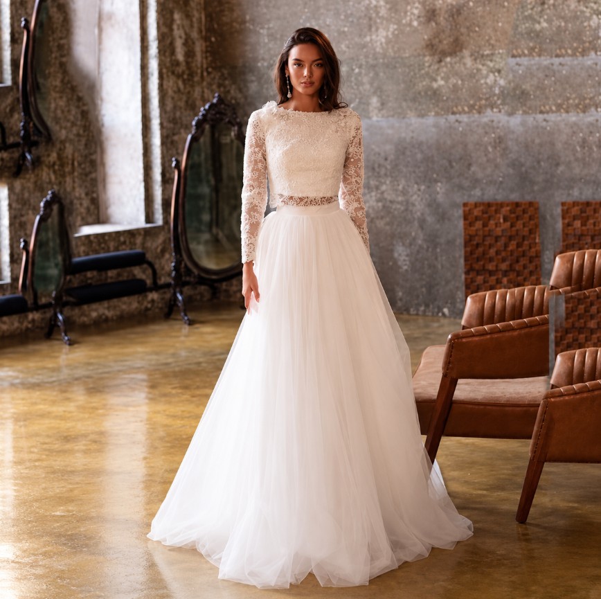 Zweiteiliges Spitzenbrautkleid – Lange Ärmel & Rundhals
