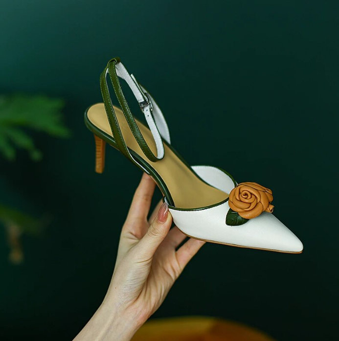 Leder Retro Style Brautschuhe Hochzeitsschuhe Sandaletten mit 3D Blumen