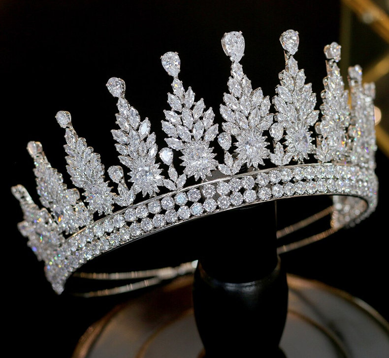 Zirkonia Kopfschmuck Braut Krone Tiara Benazir