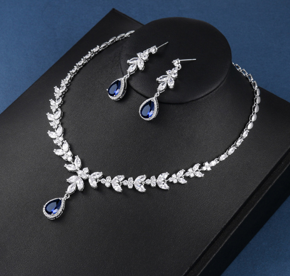 Zirkonia Brautschmuck Set Dagny Halskette mit Ohrringe im Set Silber Blau